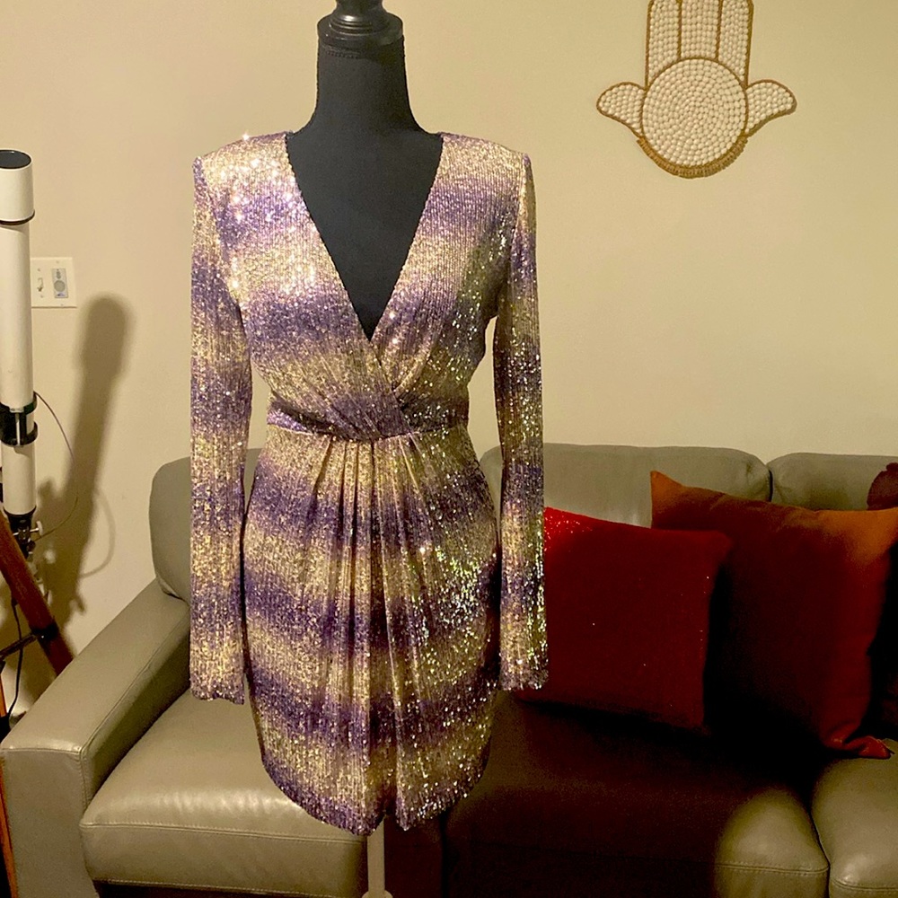 Gorgeous sequins dress